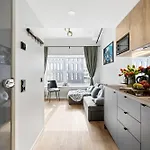 Daire Bright Lofts Near Center Harbour