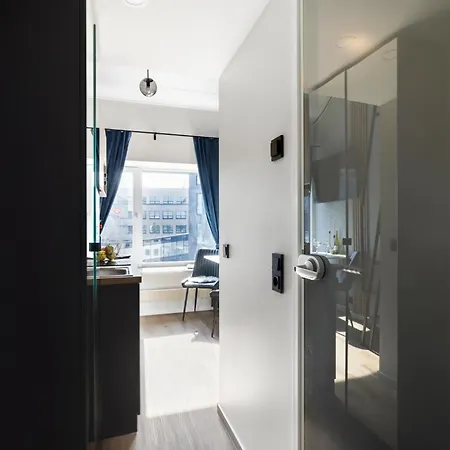 Bright Lofts Near Center Harbour