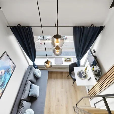 Bright Lofts Near Center Harbour Reval