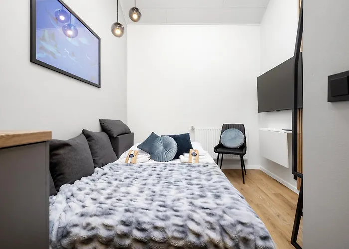 Bright Lofts Near Center Harbour