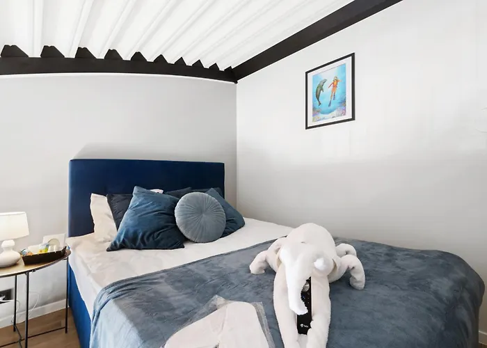 Apartamento Bright Lofts Near Center Harbour