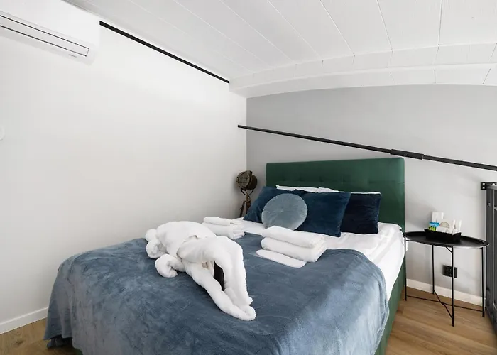 Bright Lofts Near Center Harbour Apartamento *